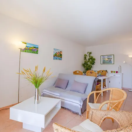 Terre Du Soleil-2 By Interhome Lägenhet Sainte-Maxime