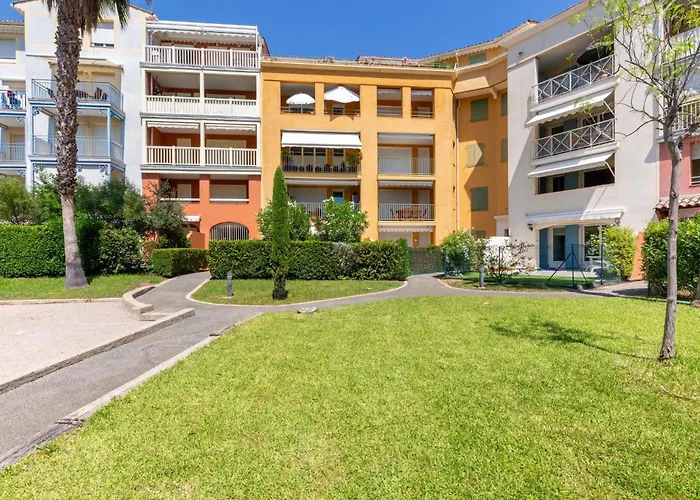 Terre Du Soleil-2 By Interhome Appartement